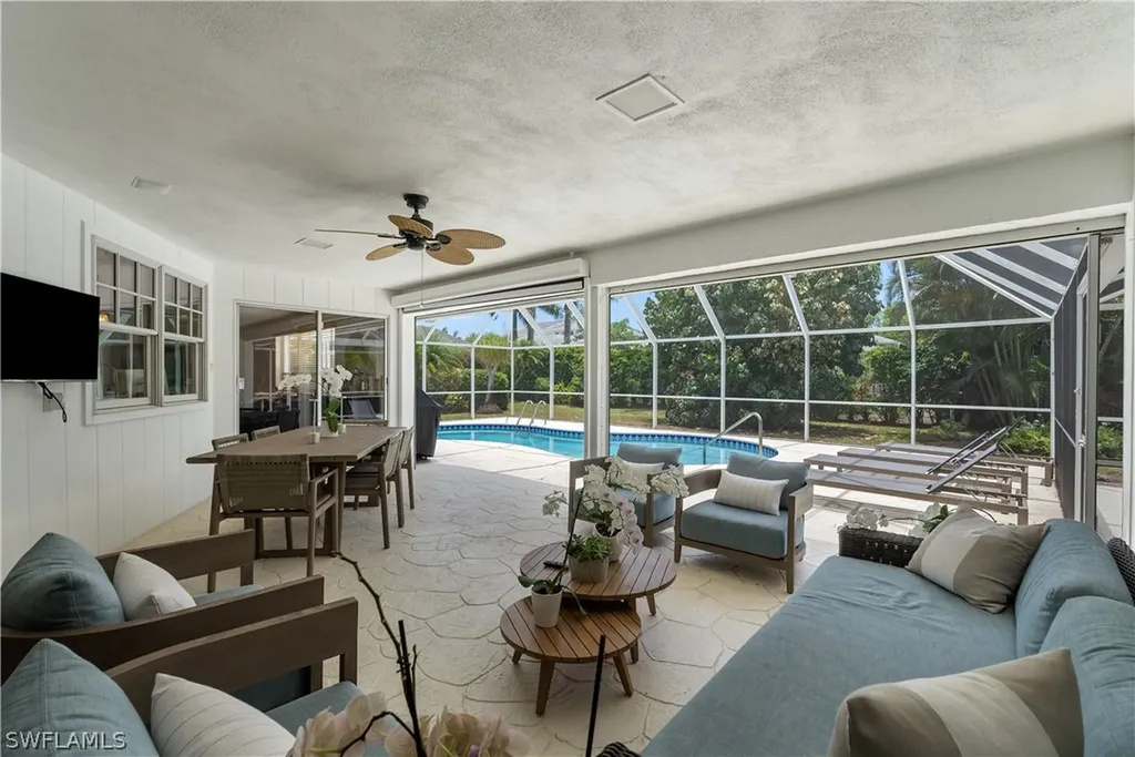 626 Regatta Road Naples FL 34103