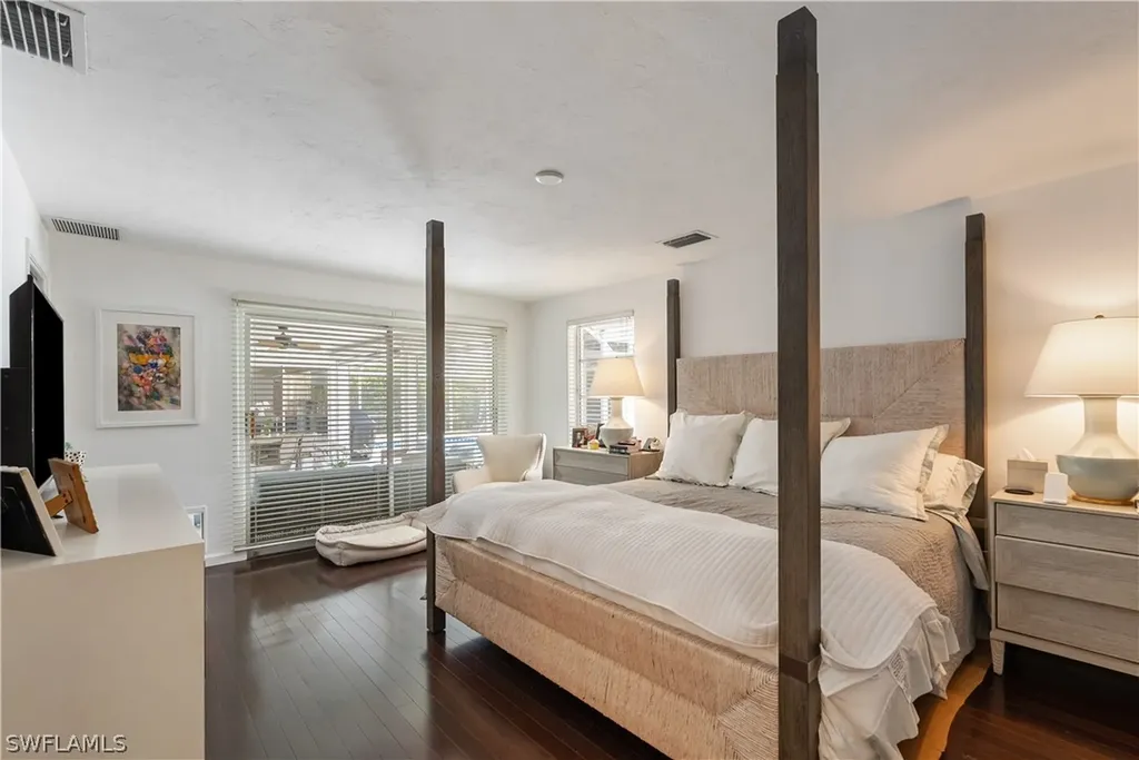 626 Regatta Road Naples FL 34103