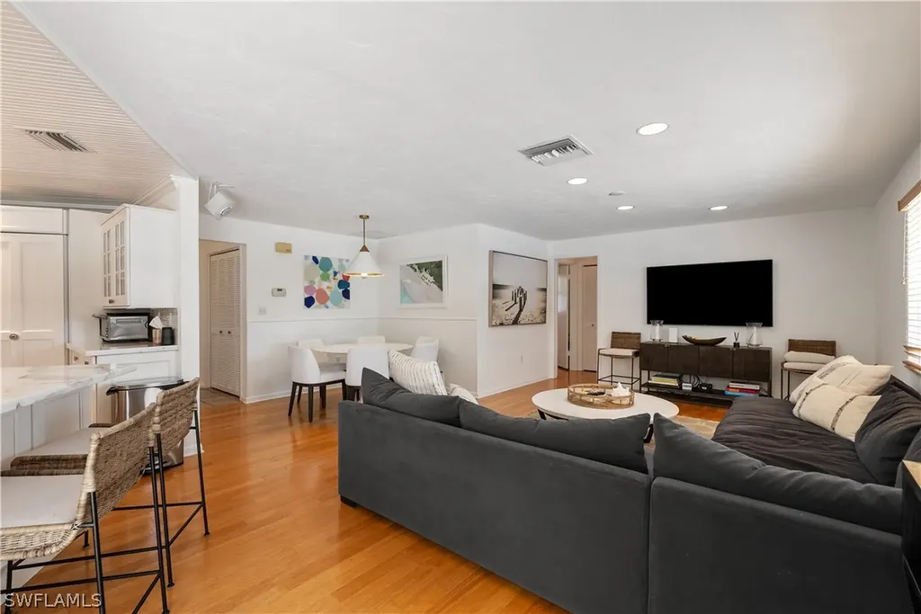 626 Regatta Road Naples FL 34103