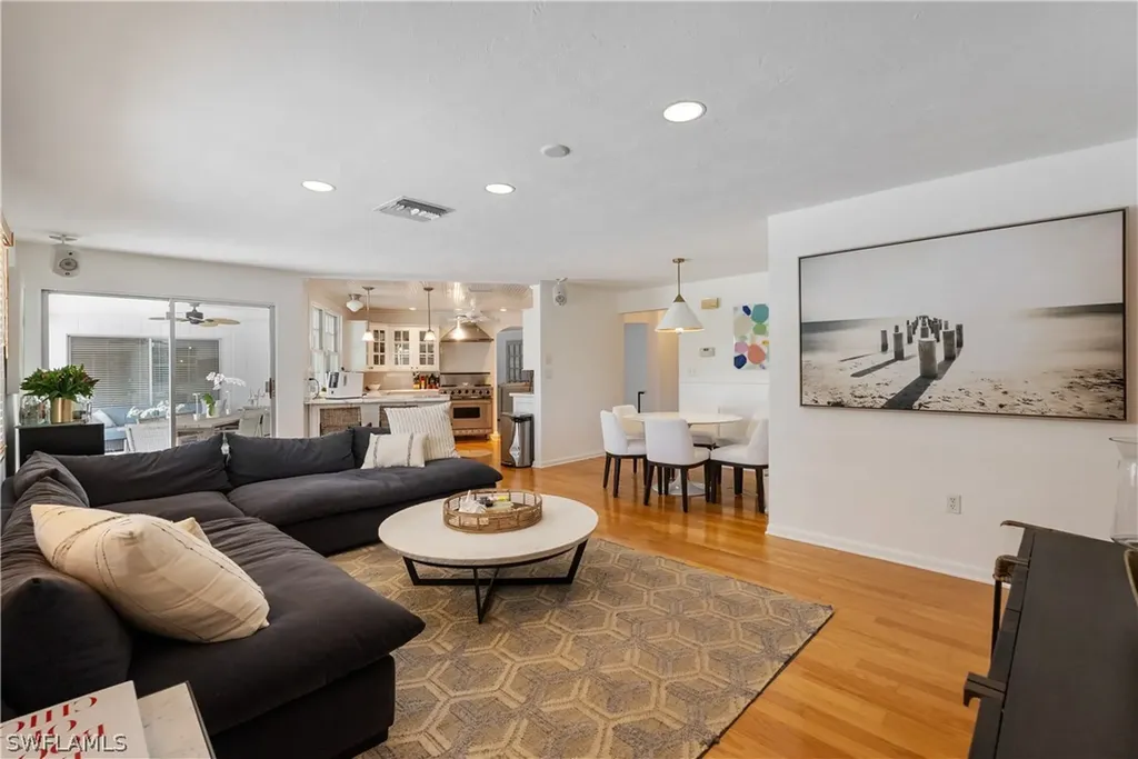 626 Regatta Road Naples FL 34103