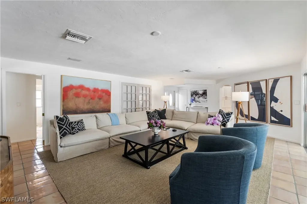 626 Regatta Road Naples FL 34103
