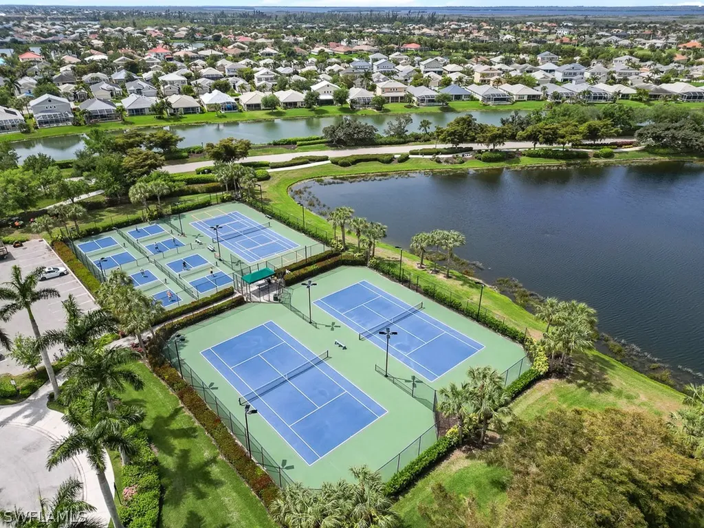 2615 Somerville Loop Cape Coral FL 33991