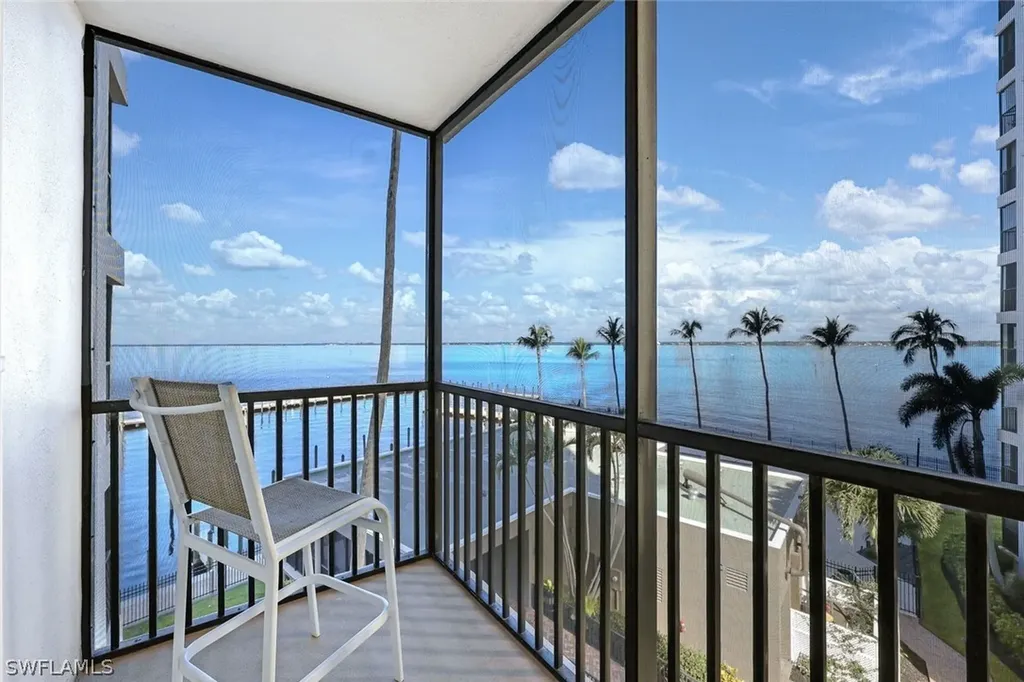 1920 Virginia Avenue Fort Myers FL 33901