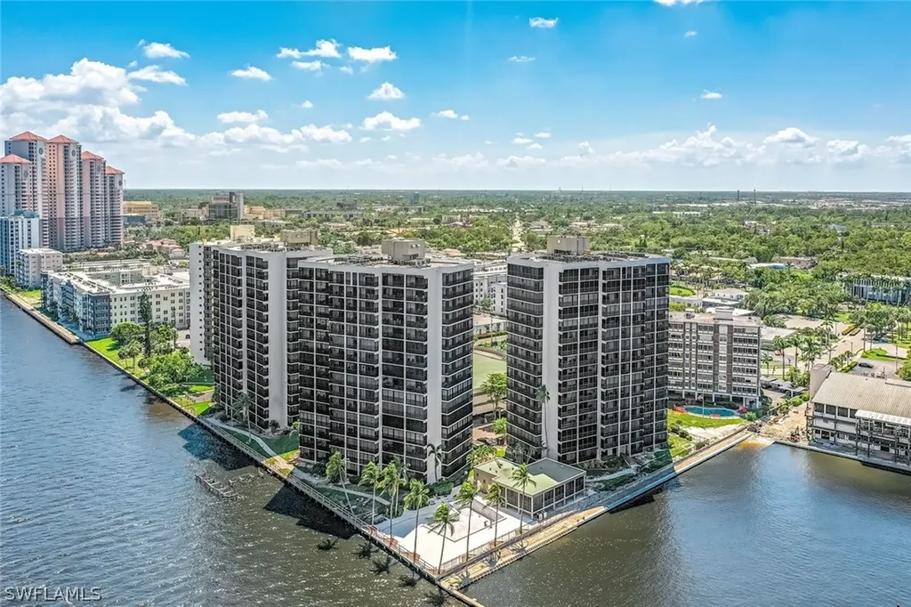1920 Virginia Avenue Fort Myers FL 33901