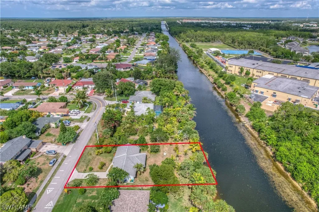 4430 32nd Avenue SW Naples FL 34116