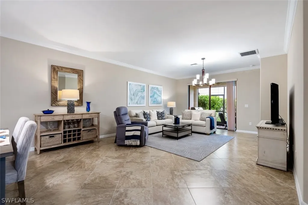 9187 Woodhurst Drive Naples FL 34120