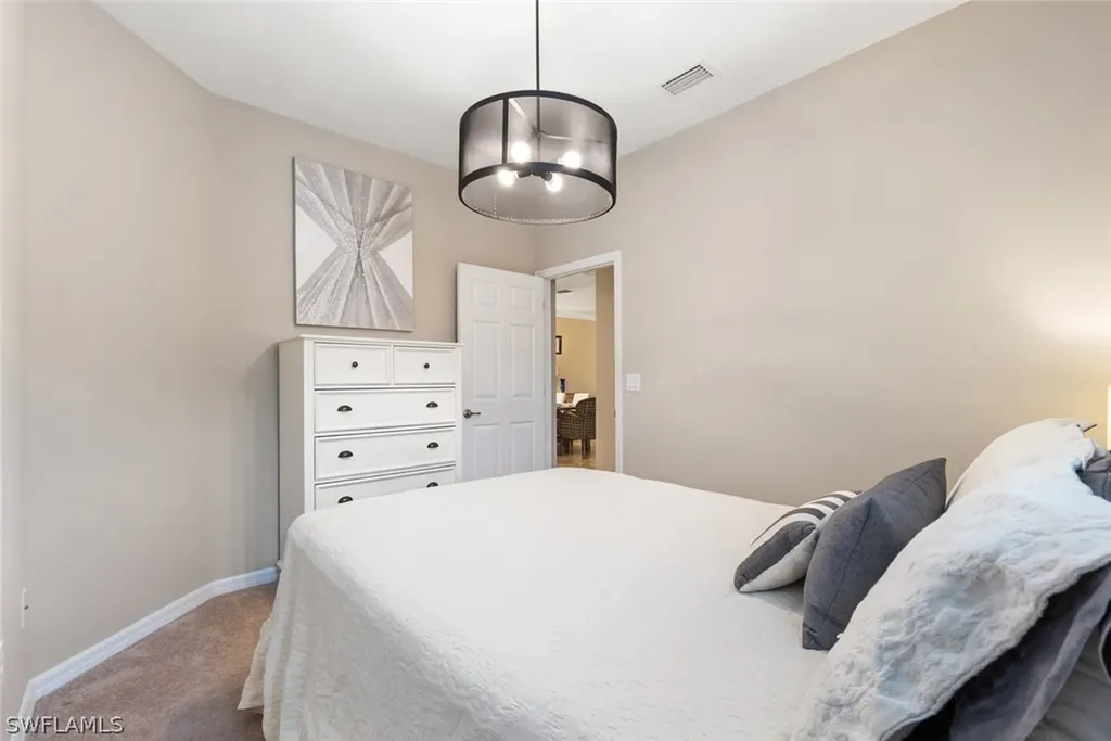 9187 Woodhurst Drive Naples FL 34120