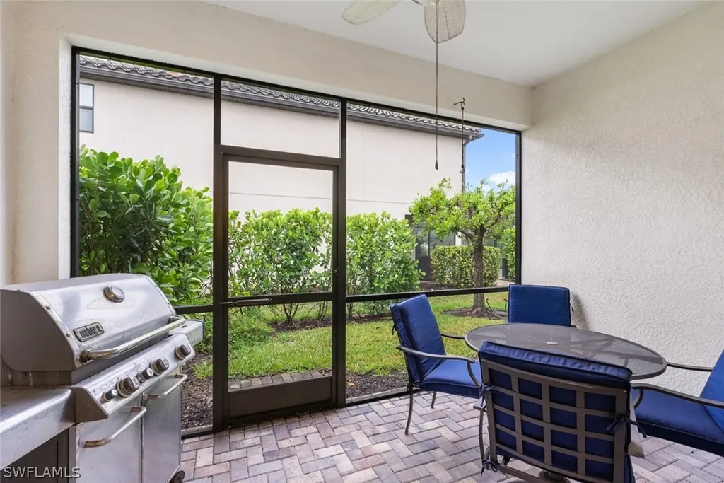 9187 Woodhurst Drive Naples FL 34120
