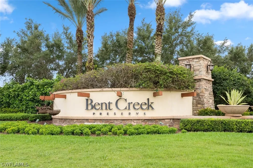 9187 Woodhurst Drive Naples FL 34120