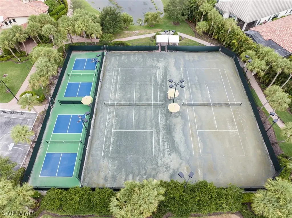 9187 Woodhurst Drive Naples FL 34120
