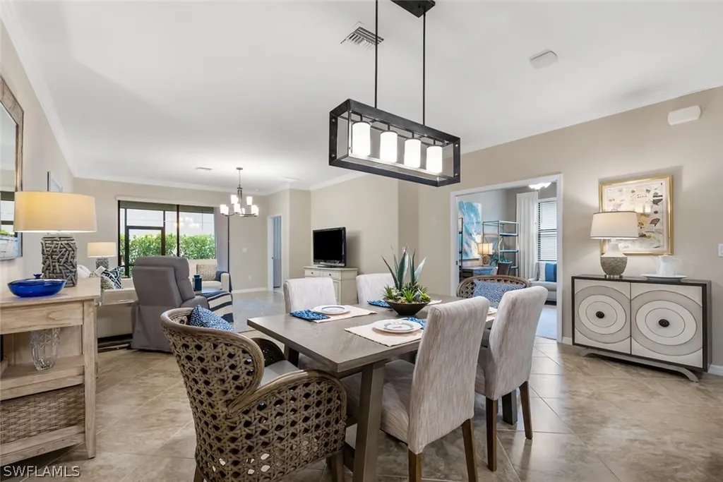 9187 Woodhurst Drive Naples FL 34120