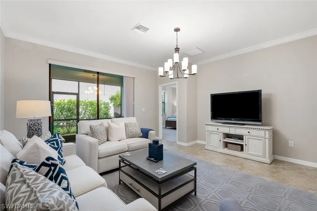 9187 Woodhurst Drive Naples FL 34120