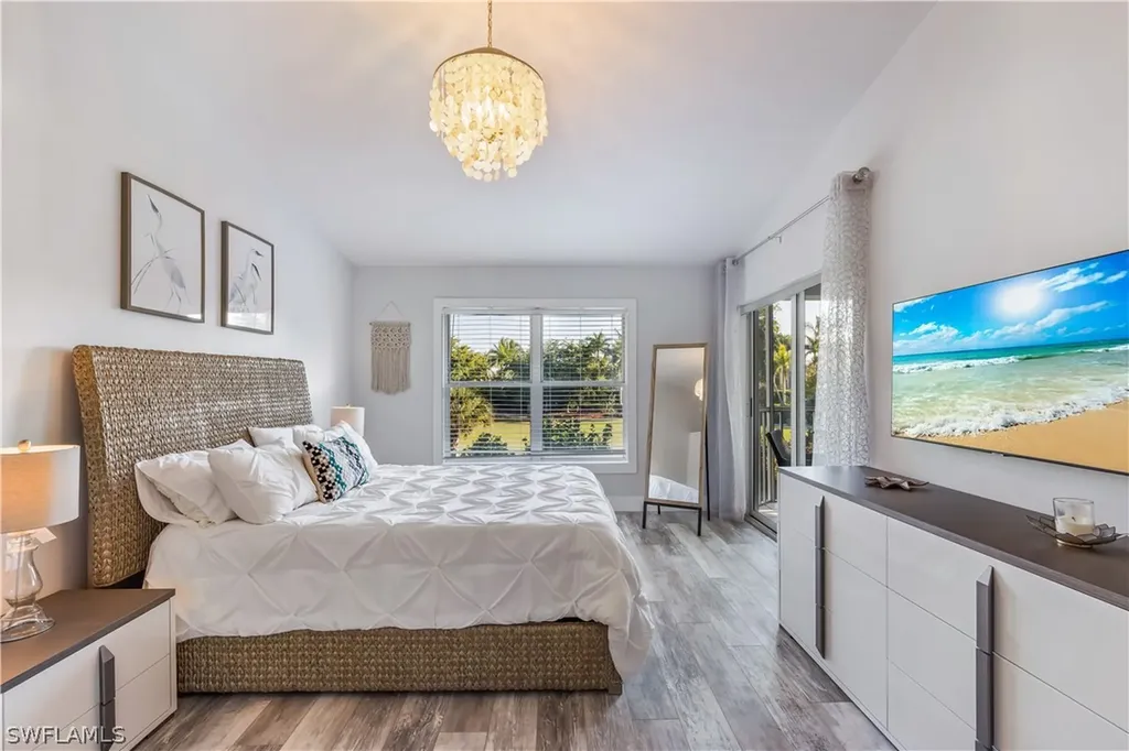 1006 Mainsail Drive Naples FL 34114