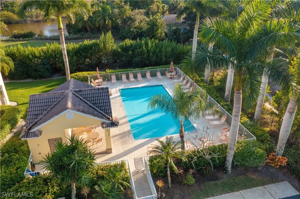 1006 Mainsail Drive Naples FL 34114