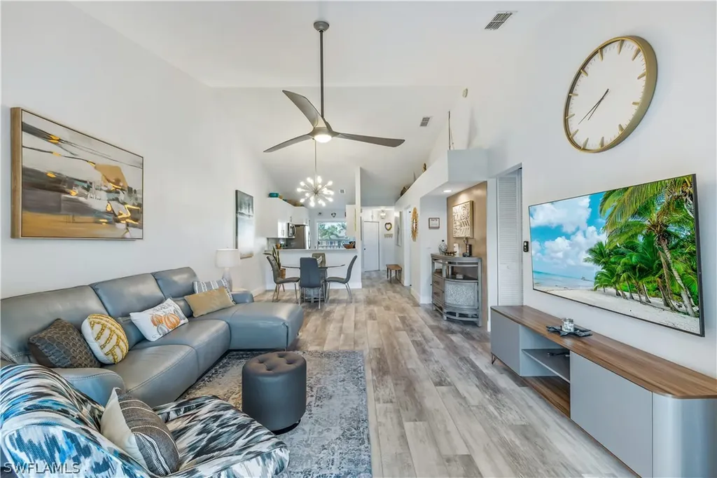 1006 Mainsail Drive Naples FL 34114