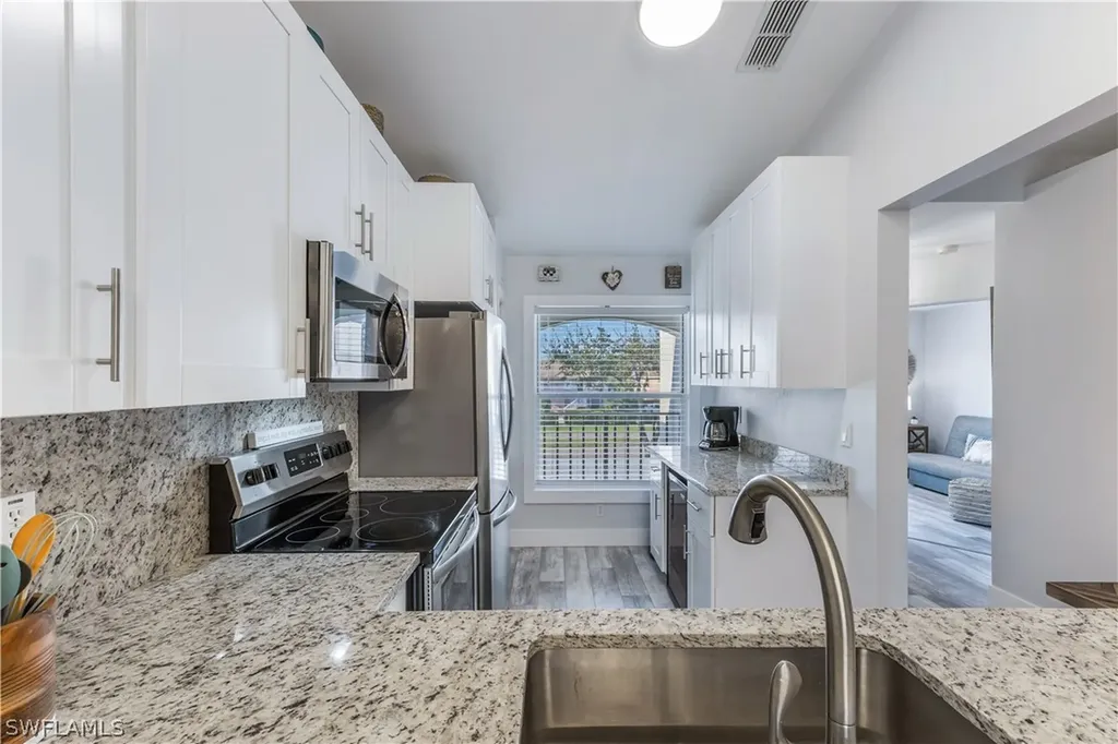 1006 Mainsail Drive Naples FL 34114