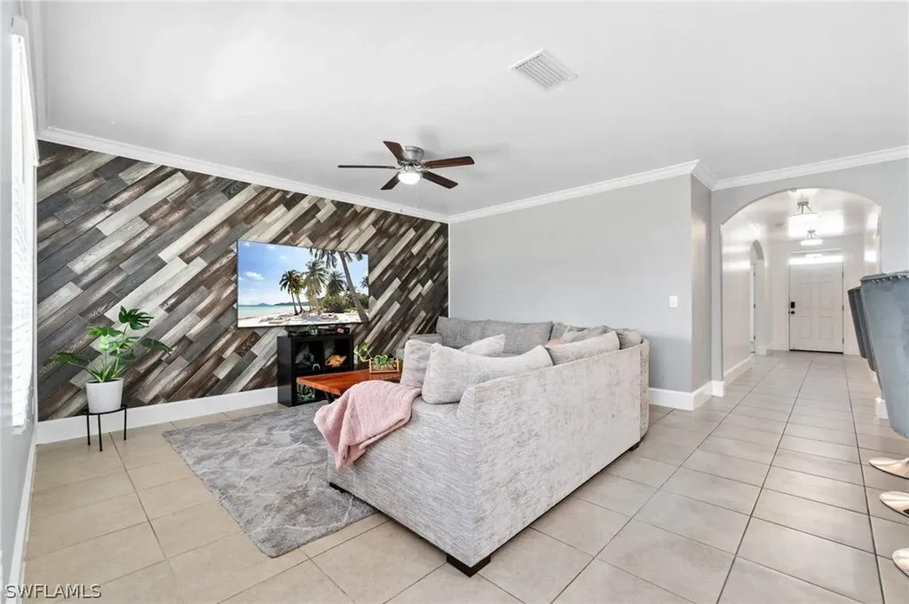 602 SW 25th Street Cape Coral FL 33914