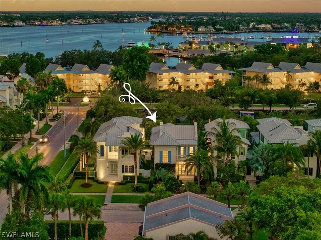 982 9th Avenue S Naples FL 34102