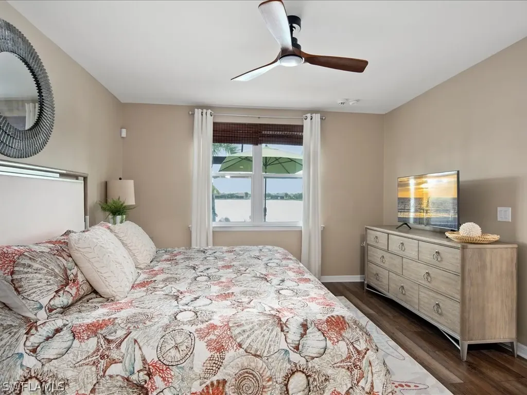 14798 Edgewater Circle Naples FL 34114