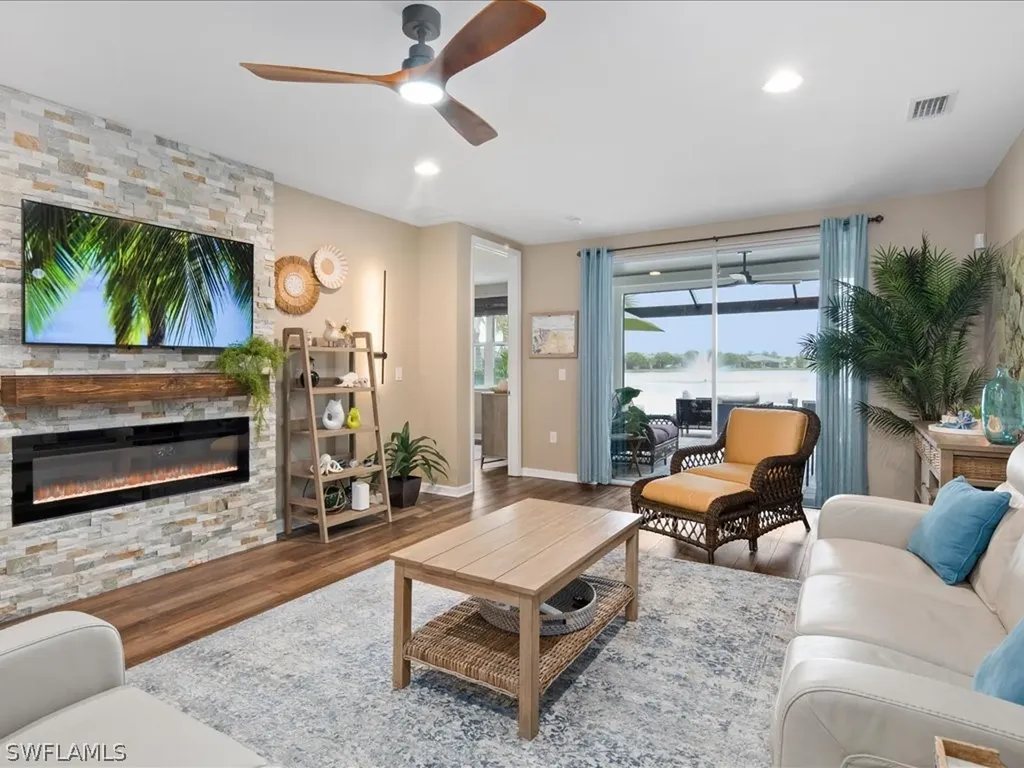 14798 Edgewater Circle Naples FL 34114