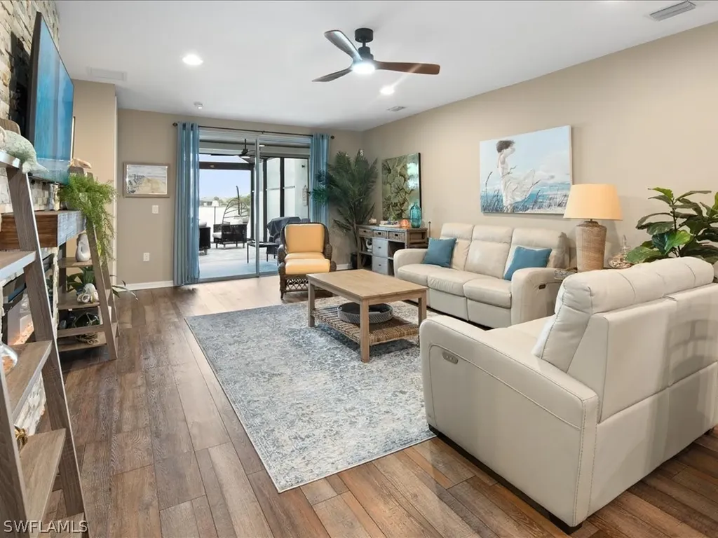 14798 Edgewater Circle Naples FL 34114