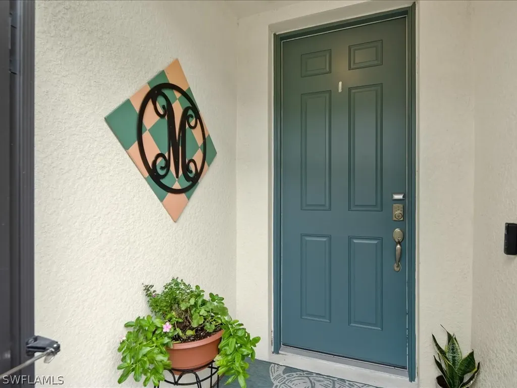 14798 Edgewater Circle Naples FL 34114