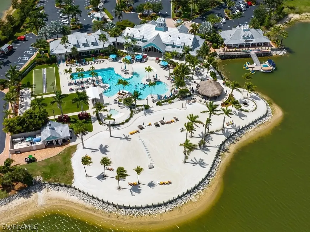 14798 Edgewater Circle Naples FL 34114