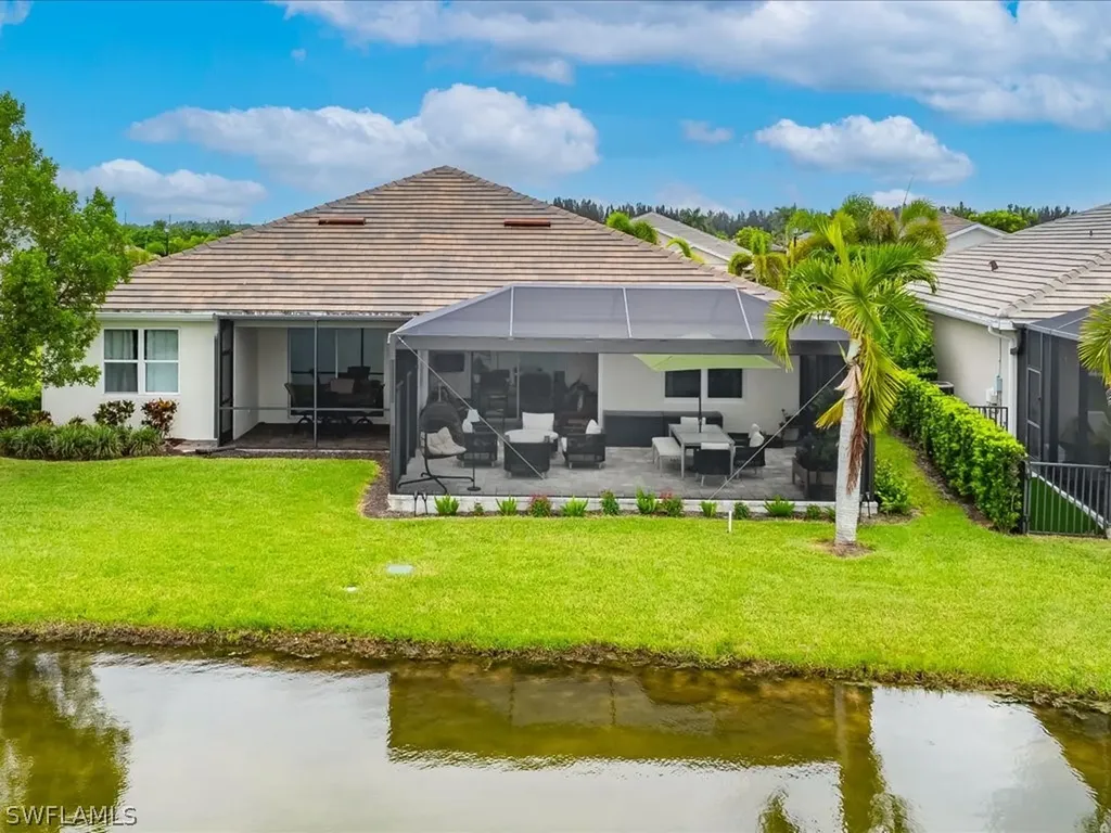 14798 Edgewater Circle Naples FL 34114