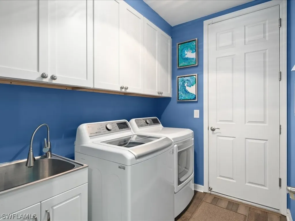 14798 Edgewater Circle Naples FL 34114