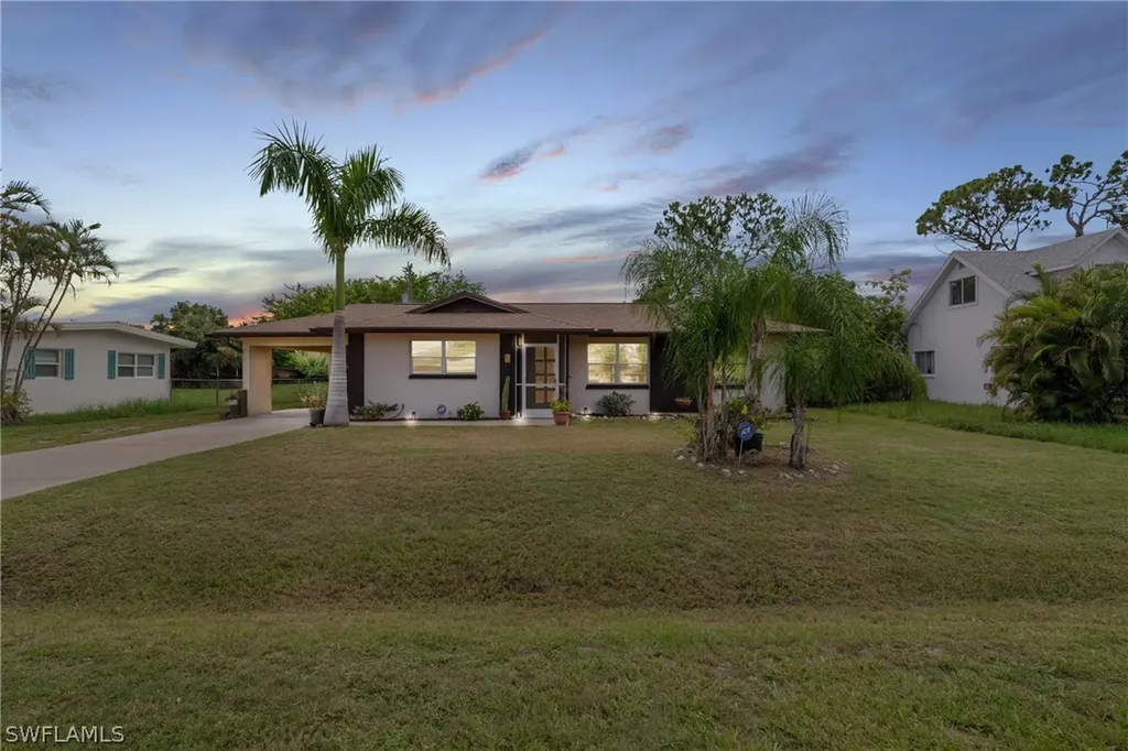 18609 Dogwood Road Fort Myers FL 33967