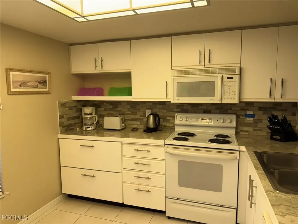 829 SW 47th Terrace Cape Coral FL 33914