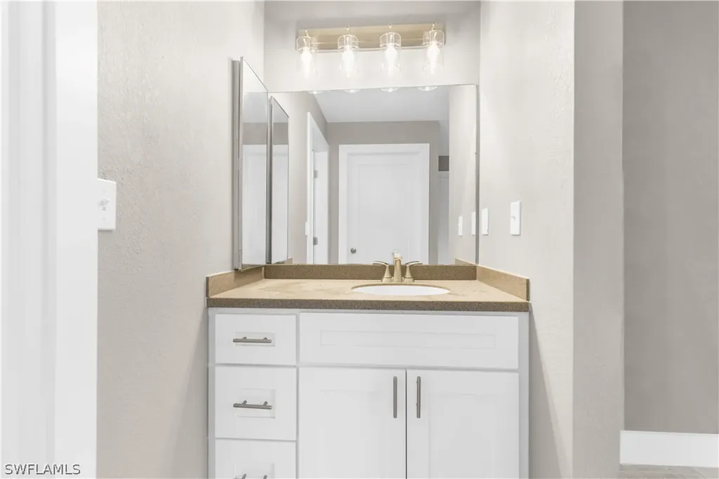 6491 Royal Woods Drive Fort Myers FL 33908