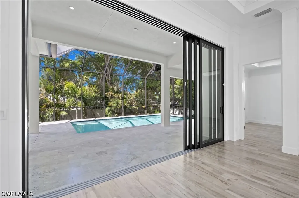 82 Tahiti Road Marco Island FL 34145
