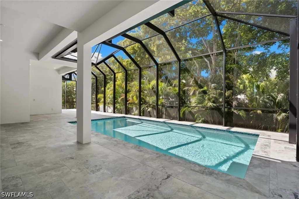 82 Tahiti Road Marco Island FL 34145