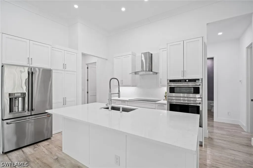 82 Tahiti Road Marco Island FL 34145