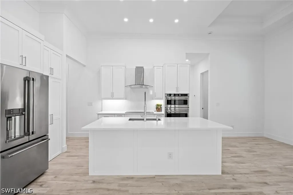 82 Tahiti Road Marco Island FL 34145
