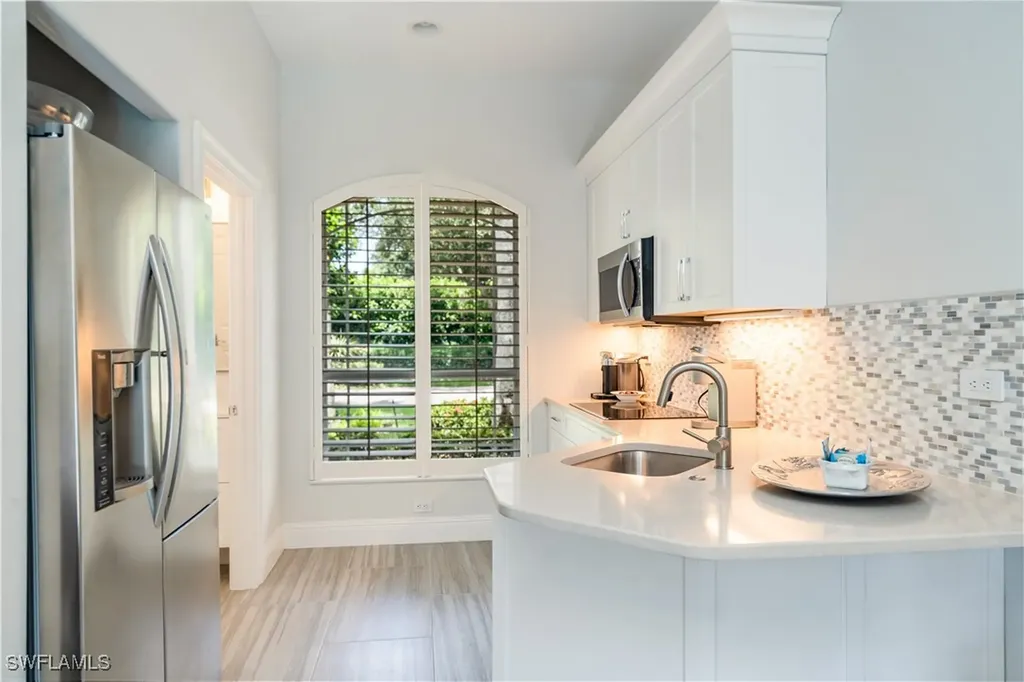 5174 Kensington High Street Naples FL 34105