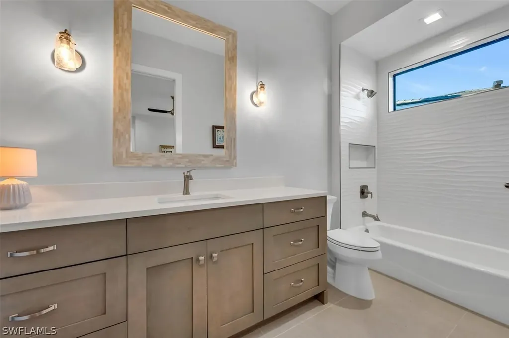 10471 Via Parma Way Miromar Lakes FL 33913