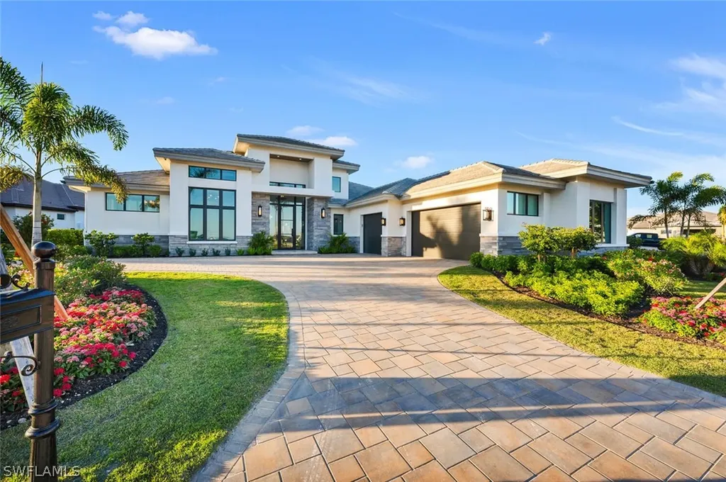 10471 Via Parma Way Miromar Lakes FL 33913