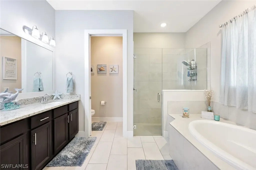 3616 Sapphire Cove Circle Naples FL 34114