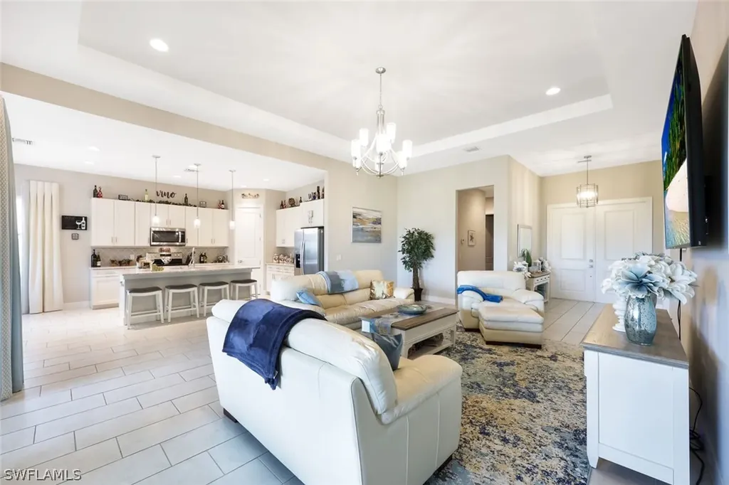 3616 Sapphire Cove Circle Naples FL 34114