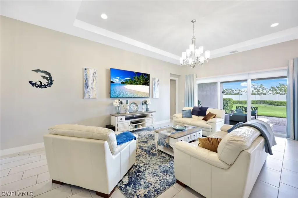 3616 Sapphire Cove Circle Naples FL 34114