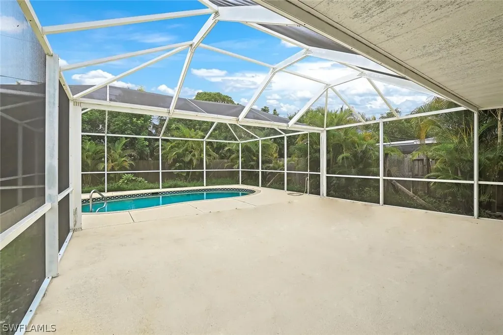 772 106th Avenue N Naples FL 34108