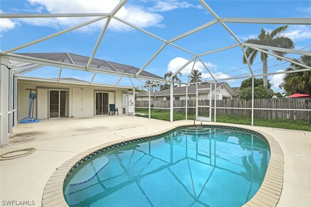 772 106th Avenue N Naples FL 34108