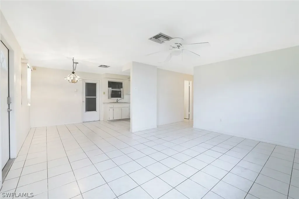 772 106th Avenue N Naples FL 34108