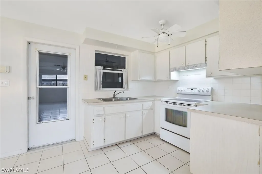 772 106th Avenue N Naples FL 34108
