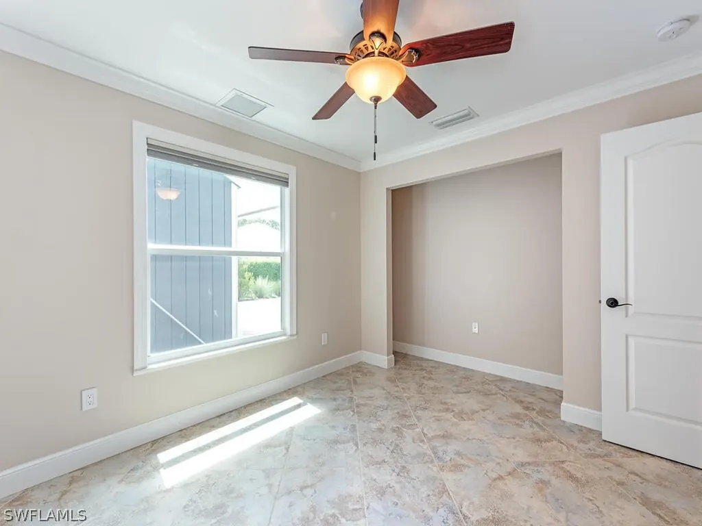 4660 7th Avenue NW Naples FL 34119