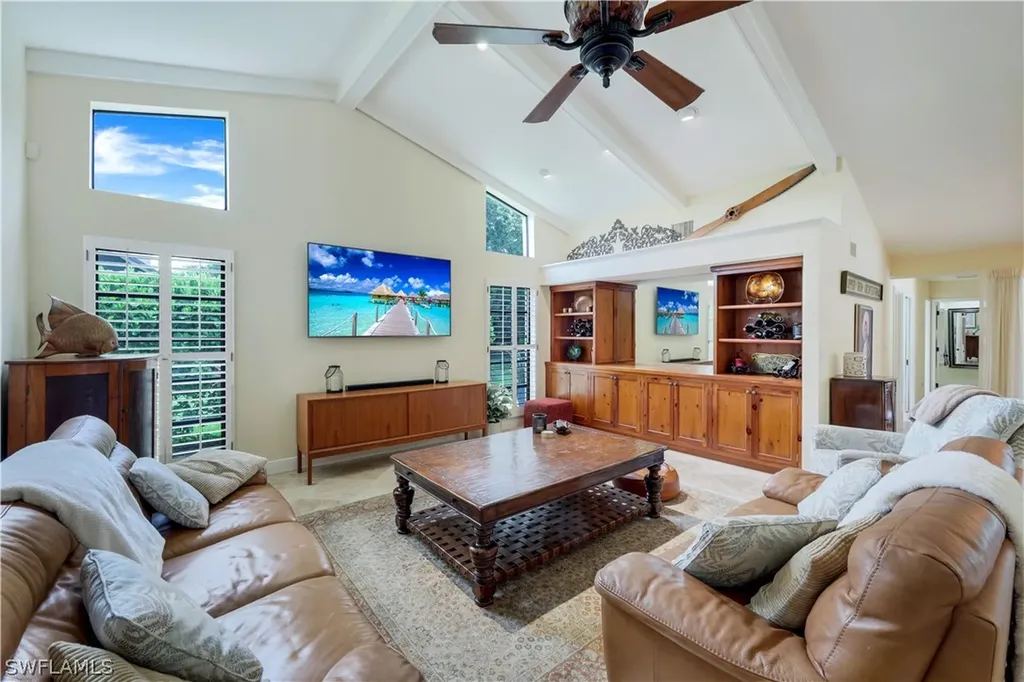 152 Oakwood Drive Naples FL 34110