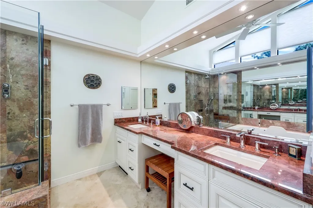 152 Oakwood Drive Naples FL 34110