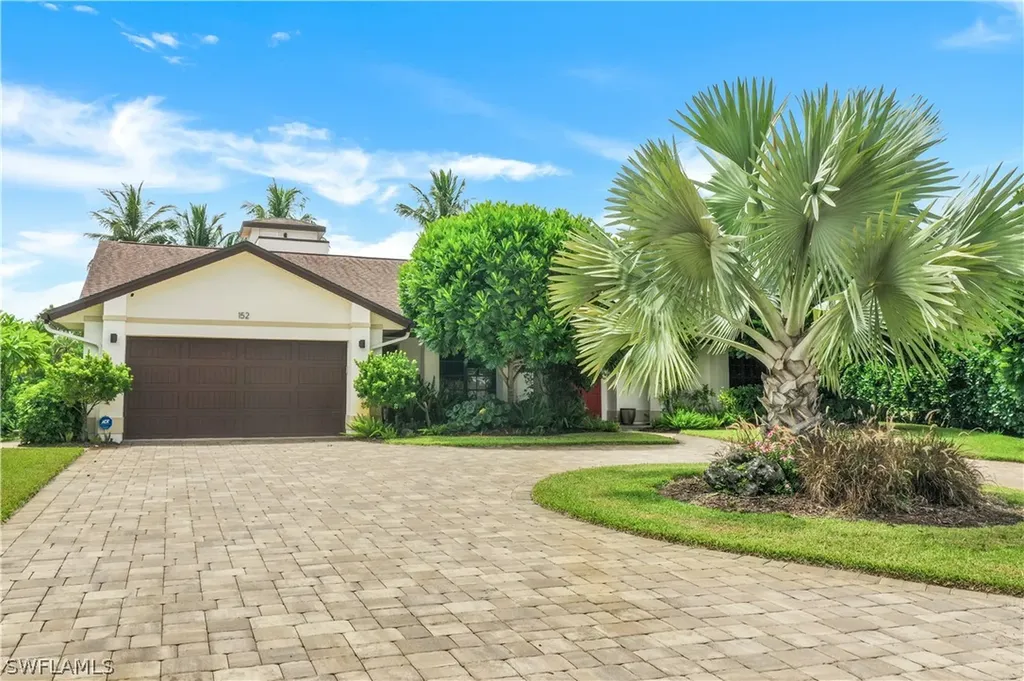 152 Oakwood Drive Naples FL 34110